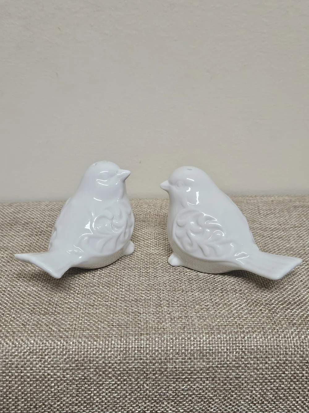Pier 1 Ceramic Bird Salt & Pepper Set